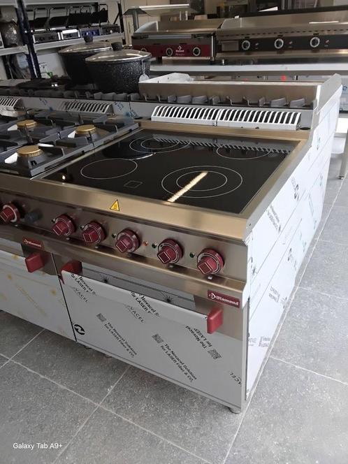 Professioneel Vitrokeramisch Fornuis 4 Zones met GN 2/1 Oven, Zakelijke goederen, Horeca | Keukenapparatuur, Nieuw in verpakking