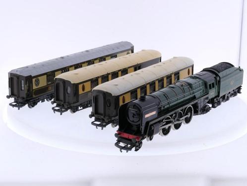Schaal 00 Tri-ang R.552, R.223, R228 en R.328 stoomlocomo..., Hobby en Vrije tijd, Modeltreinen | Overige schalen, Gelijkstroom