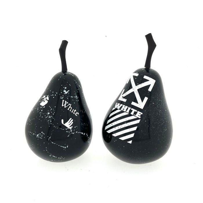 ZizaArt (XXI) - Off White Fruit Art Sculptures (Set of 2), Antiek en Kunst, Kunst | Designobjecten