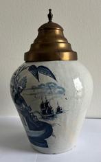 De Drie Klokken Delft - Tabakspot - Aardewerk, Messing - VOC, Antiek en Kunst