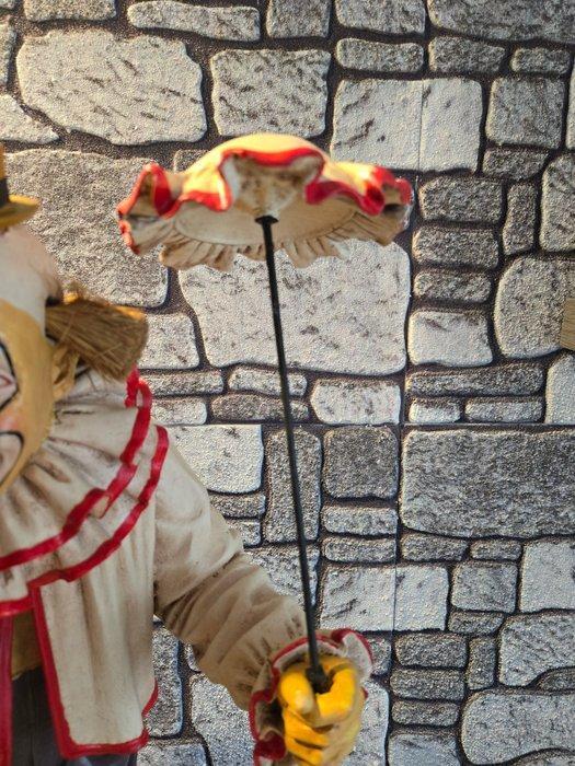 Jun Asilo Stijl - Jun Asilo stijl - Beeld, Clown met parasol, Antiek en Kunst, Curiosa en Brocante