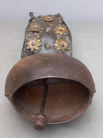 Cloche décorative - P. Morier - Suisse - Sonnaille