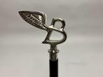Wandelstok - Hout met embleem Bentley als handvat, Antiek en Kunst