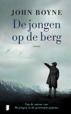 De jongen op de berg 9789022581858 John Boyne, Boeken, Verzenden, Gelezen, John Boyne