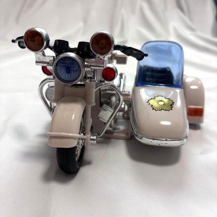 Maru Akira 1:12 - Model motorfiets - Honda Police Motorcycle, Hobby & Loisirs créatifs, Voitures miniatures | 1:5 à 1:12