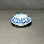 Kop en schotel - Porselein - Kangxi kop en schotel