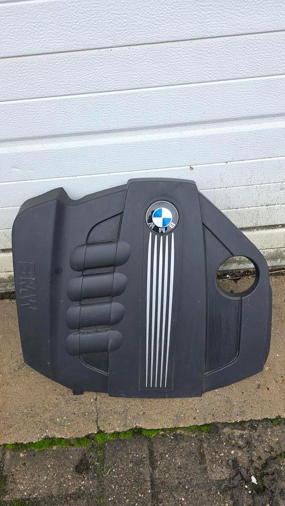 Cache moteur BMW E84 E83 E81 E87 E88 E90 E60 E92 E91 E93 E60, Auto-onderdelen, Carrosserie, Ophalen