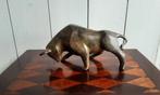 P. Chenet - Figure - Stier - 23 cm - Bronze