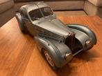 IXO 1:8 - Modelauto - Bugatti Type 57C Atlantic, Nieuw