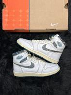 Air Jordan - Air Jordan 1 High - Sneakers - Maat: EU 44 -, Nieuw