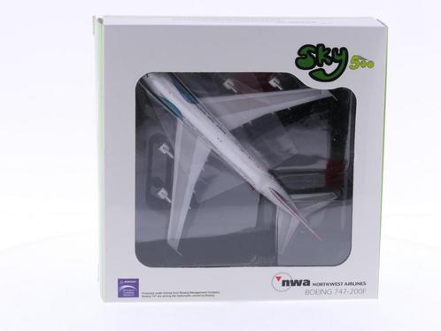 Schaal 1:500 Sky 500 0557NW Northwest Cargo Boeing 747-20..., Hobby en Vrije tijd, Modelbouw | Vliegtuigen en Helikopters, Gebruikt