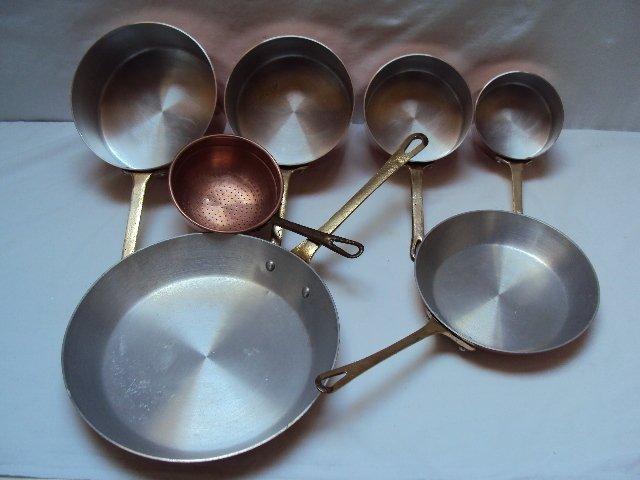 Magnifique lot 2 poêles a frire 4 casseroles et 1 petite, Antiek en Kunst, Antiek | Keukengerei