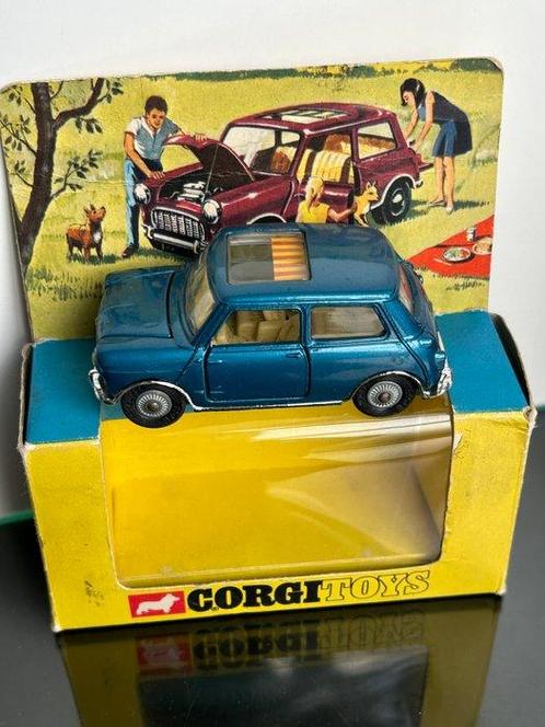 Corgi 1:43 - Modelauto - 334 Mini-Cooper Magnifique - Zeer, Hobby en Vrije tijd, Modelauto's | 1:5 tot 1:12