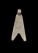 Oud-Egyptisch Zilver Vliegamulet (Zonder Minimumprijs), Antiek en Kunst