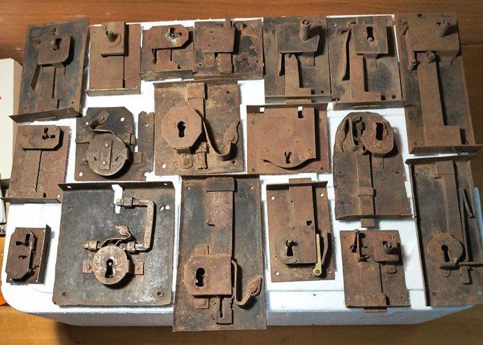 Slot (18) Antiek, Antiek en Kunst, Curiosa en Brocante