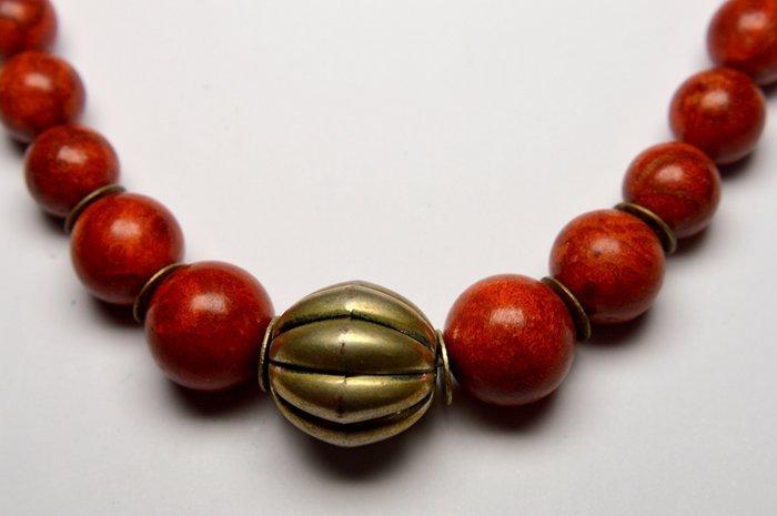 Koraal - Rode koraal - 99 g - Halsketting, Collections, Minéraux & Fossiles