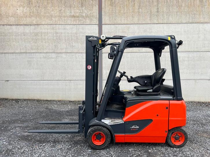 Linde E20PH-02 EVO heftruck 2 ton - triplex - elektrisch, Zakelijke goederen, Machines en Bouw | Heftrucks en Intern transport