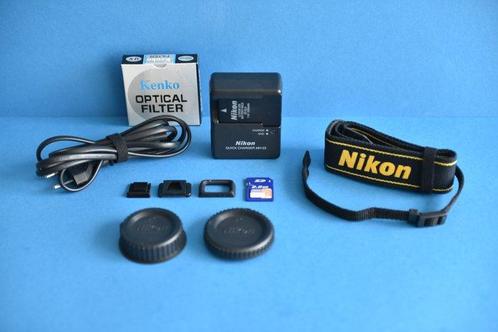 Nikon D40 * Nikon DX AF-S Nikkor 18-55mm f3.5-5.6GII +, Audio, Tv en Foto, Fotocamera's Digitaal