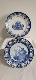 De Porceleyne Fles, Delft - FJS - Assiette (2) - Céramique -, Antiek en Kunst