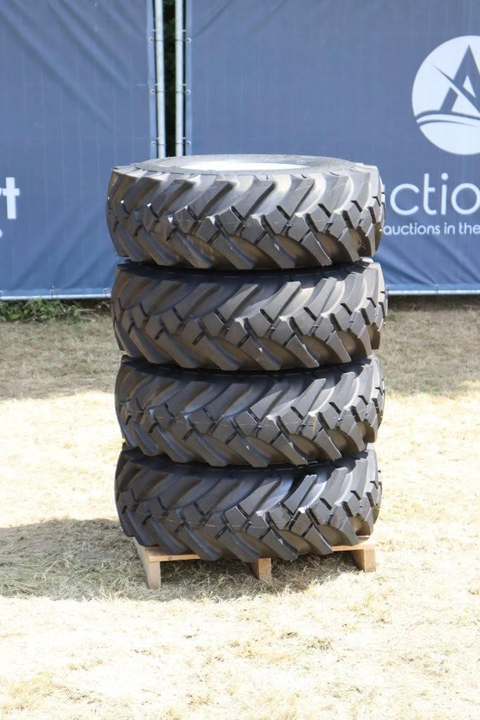 Veiling: Set van 4 banden Nieuw, Auto-onderdelen, Accu's en Toebehoren, Ophalen