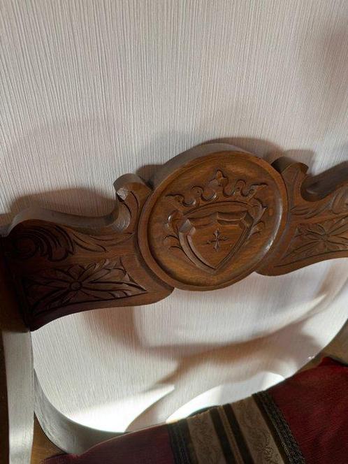 Stoel - Walnoot - Savonarola stoel, Antiek en Kunst, Curiosa en Brocante