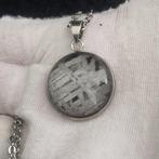 Stalen en meteoriet Aletai hanger met stalen ketting IJzer, Verzamelen, Mineralen en Fossielen