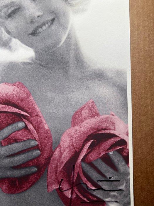 Bert Stern (1929–2013) - Marilyn Monroe Pink Wink Roses, Antiquités & Art, Art | Objets design