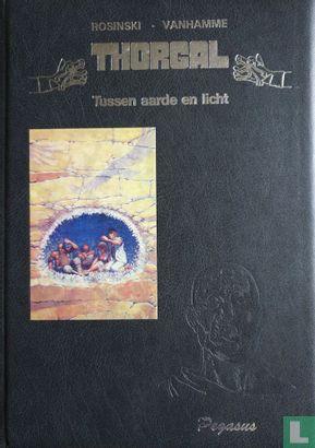 Thorgal - Tussen aarde en licht - 1994, Boeken, Stripverhalen, Zo goed als nieuw, Eén stripboek, Verzenden