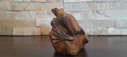 Pierre Chenet (XX-XXI) - sculptuur, La grenouille sur sa, Antiek en Kunst, Curiosa en Brocante