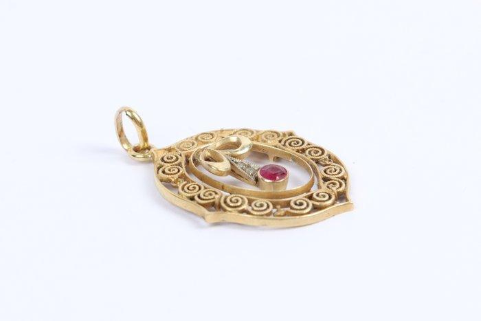 Hanger - 18 karaat Geel goud - 0.07ct. tw. Robijn - Diamant, Handtassen en Accessoires, Antieke sieraden