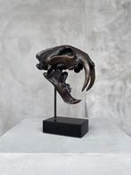 Sculpture, NO RESERVE PRICE - Smilodon - 20 cm - Bronze, Antiquités & Art