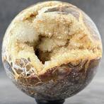 GEEN RESERVEPRIJS - Prachtig massief rotsgeel kristal Bol op, Antiek en Kunst