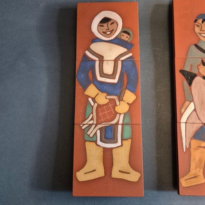 Inuit - signierte Wandtafeln von Jean Jacques Spénard -, Antiek en Kunst, Antiek | Glaswerk en Kristal