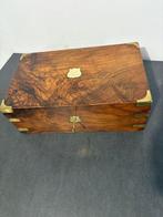 Schrijfhelling - Wortelnotenhout, Messing, Leder, Antiek en Kunst