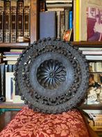 Croce di ferro, possibile scudo ornamentale medievale
