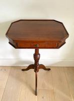 Armoire - Bois - Table dappoint en bois de noyer
