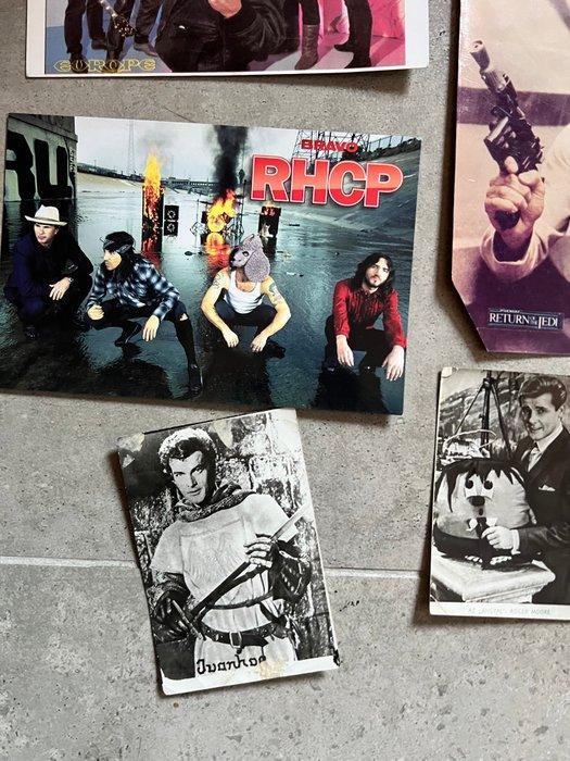 Collectie van memorabilia - Diverse kaarten en fotos van, Verzamelen, Film en Tv