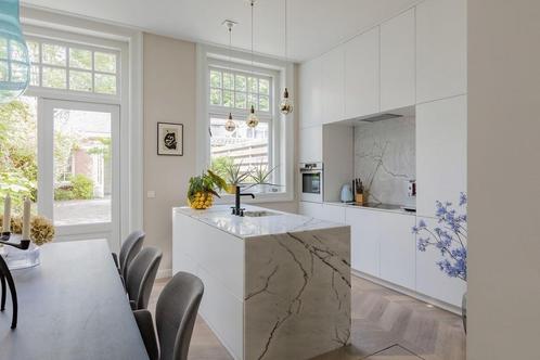 LUXE KEUKENS BIJ TWEEDEHANDSKEUKENSWINKEL+APPARATUUR, Huis en Inrichting, Keuken | Complete keukens, Graniet of Steen, Greeploos