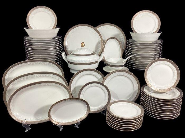 Tirschenreuth Bavaria - Tafelservies voor 12 (72) -, Antiek en Kunst, Antiek | Meubels | Tafels