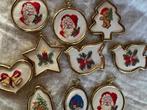 Stichting Epric: kerstornamenten met borduursels - Figuur, Diversen, Kerst, Nieuw