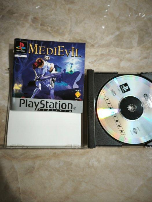 Sony - Playstation 1 (PS1) - MediEvil; MediEvil 2 -, Games en Spelcomputers, Spelcomputers | Overige Accessoires