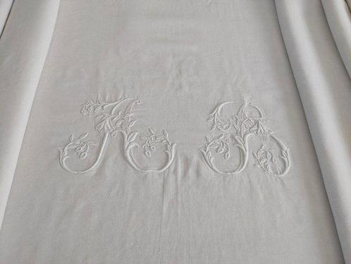 Groot bed linnen met monogram - Laken - 310 cm - 247 cm, Antiek en Kunst, Antiek | Tapijten, Tafelkleden en Textiel
