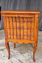 Credenza - Walnoot - Nepboek, Antiek en Kunst