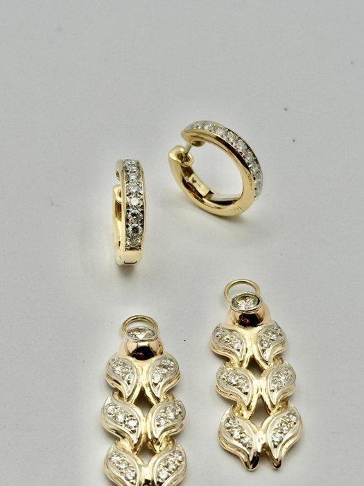 Oorbellen oro 750 in twee kleuren met verwijderbare velgen., Handtassen en Accessoires, Oorbellen