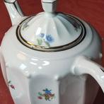 Tafelservies (17) - Limosa bloemdecor en gouden randen. -