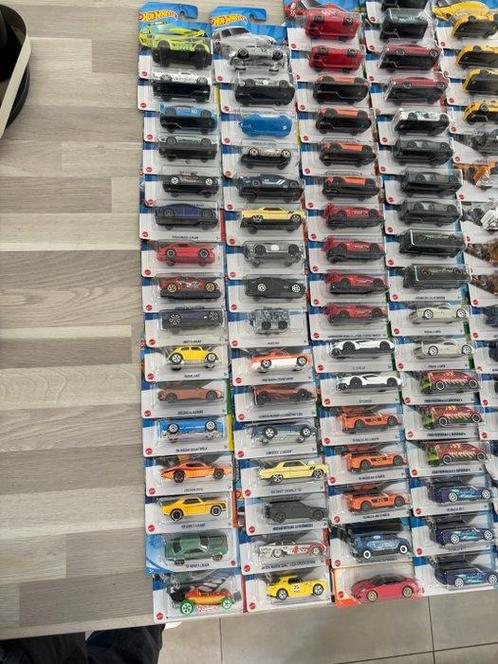 Hot Wheels 1:64 - Voiture miniature (99) - Hot wheels - De, Hobby en Vrije tijd, Modelauto's | 1:5 tot 1:12