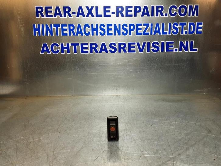 Achterruitverwarmingsschakelaar Opel Kadett B. (Interieur), Auto-onderdelen, Interieur en Bekleding, Gebruikt, Opel, Verzenden