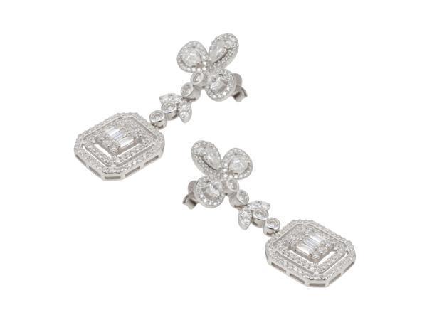 Veiling - Zilverkleurige oorbellen schakels briljanten moiss, Handtassen en Accessoires, Oorbellen