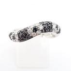 Ring - 18 karaat Witgoud -  0.88ct. tw. Diamant (Natuurlijk), Handtassen en Accessoires, Ringen, Nieuw