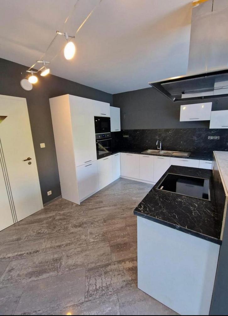 société de #rénovation #travaux #bâtiment  0498478369, Services & Professionnels, Bricoleurs & Entreprises de petits travaux du bâtiment